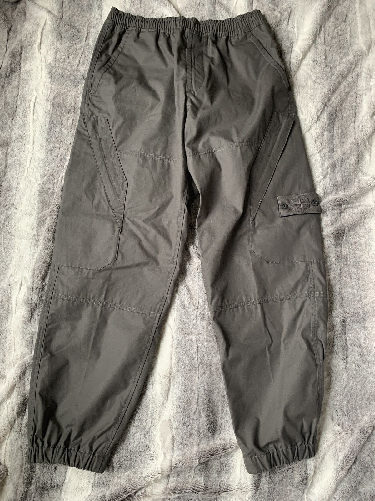 image of Stone Island Ghost Stealth Pant in Grey, Men's (Size 30)