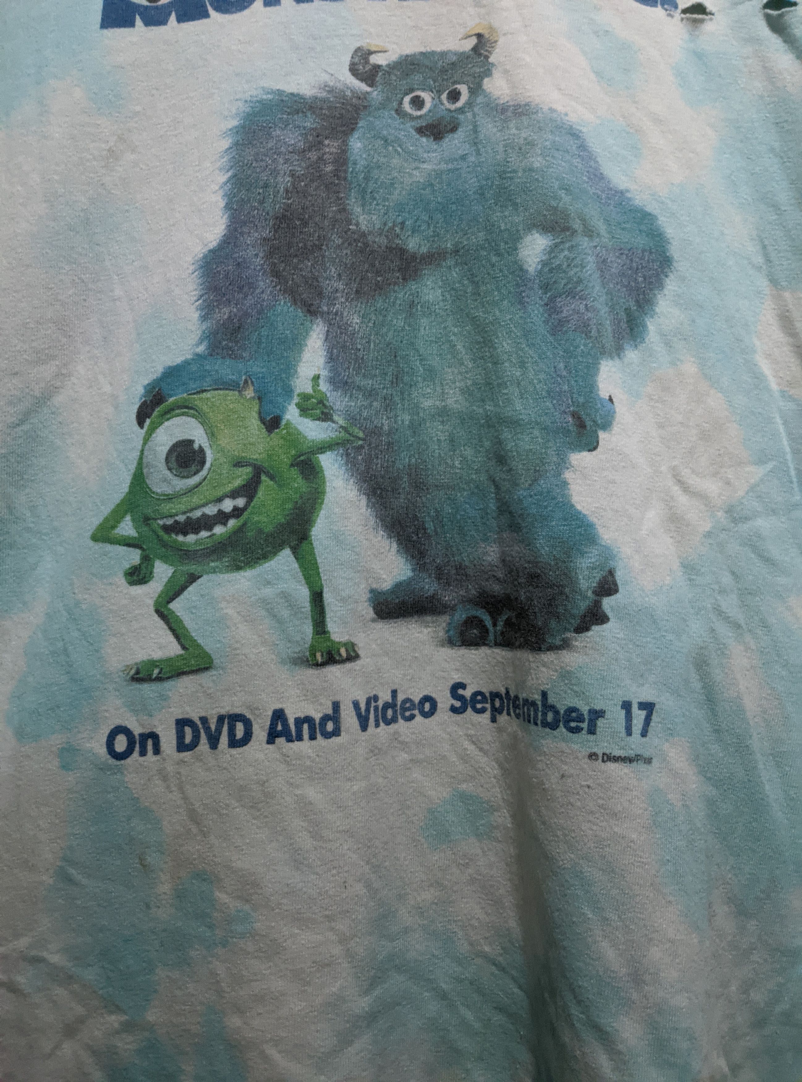 Vintage Vintage 2001 monsters inc Disney Pixar thrashed erd grunge Size US XL / EU 56 / 4 - 3 Thumbnail