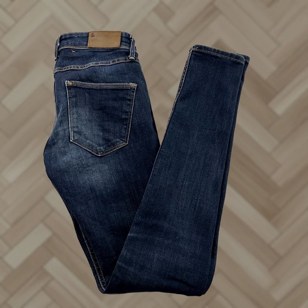 H&M H&M Jeans Women's 25 blue Skinny Denim Medium Wash Jeans 25 Size 42" / US 20 - 1 Thumbnail