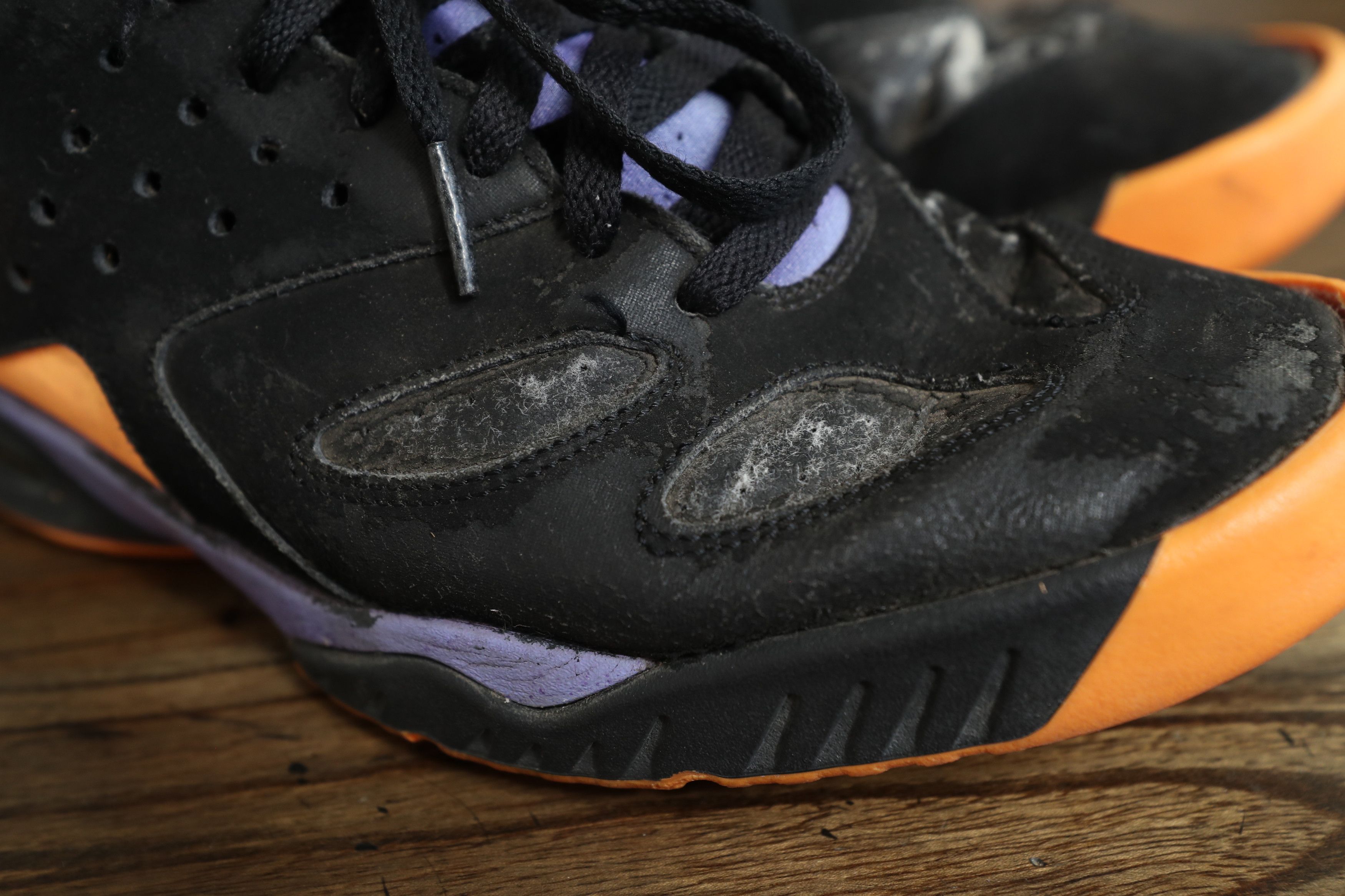 Nike Nike Air Tech Challenge Huarache Suns (10.5) Size US 10.5 / EU 43-44 - 10 Thumbnail