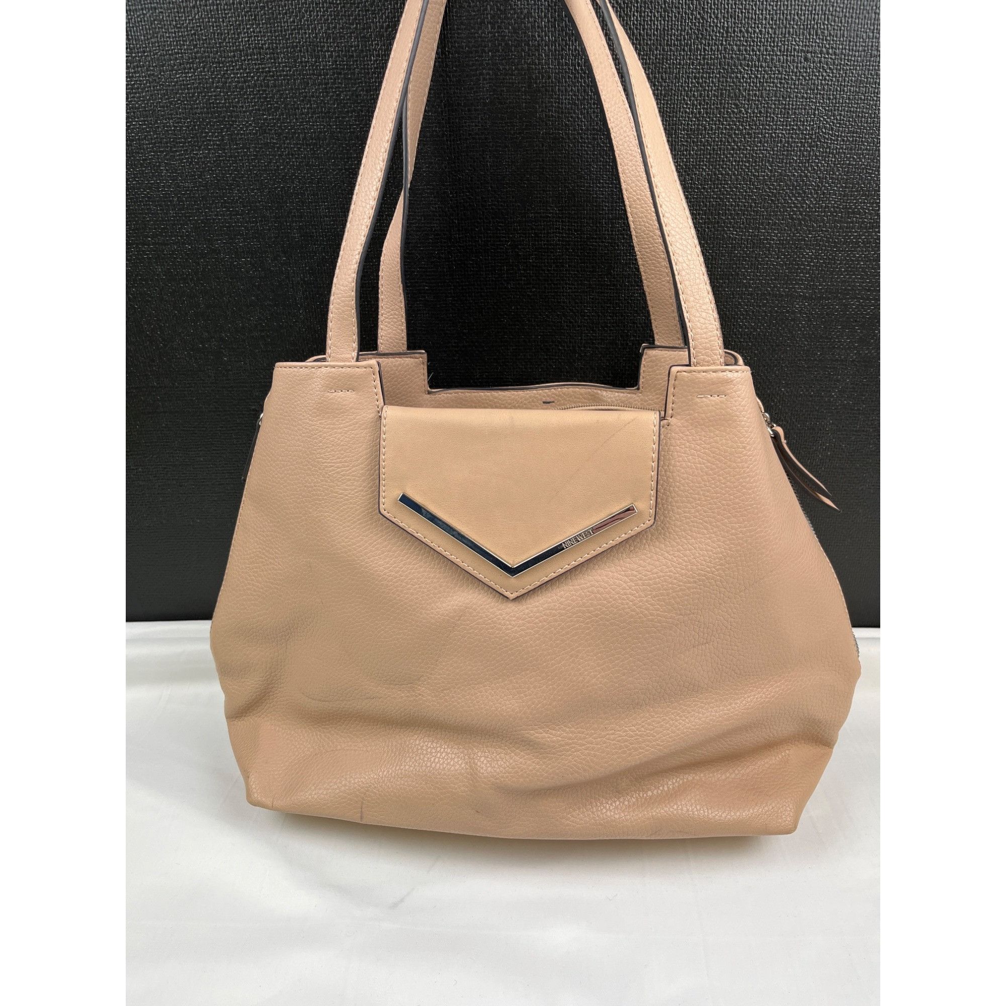 Nine West Nine West womens Tan Faux leather Shoulder Bag SKU 4178 Size ONE SIZE - 1 Thumbnail
