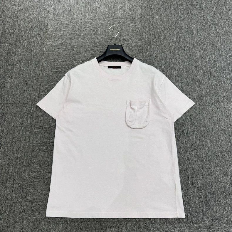 Louis Vuitton Louis Vuitton Pink Pocket Short Sleeve Size US S / EU 44-46 / 1 - 1 Thumbnail