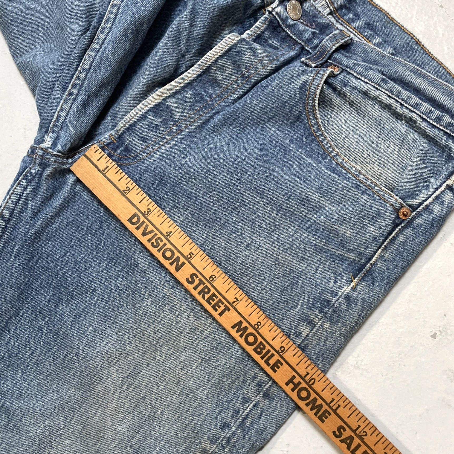 Levi's VINTAGE Levi’s 501 XX Jeans Distressed USA Denim 34x34 Blue Men/NBA? 90s Patina 34x34 Headline? Size US 34 / EU 50 - 6 Thumbnail