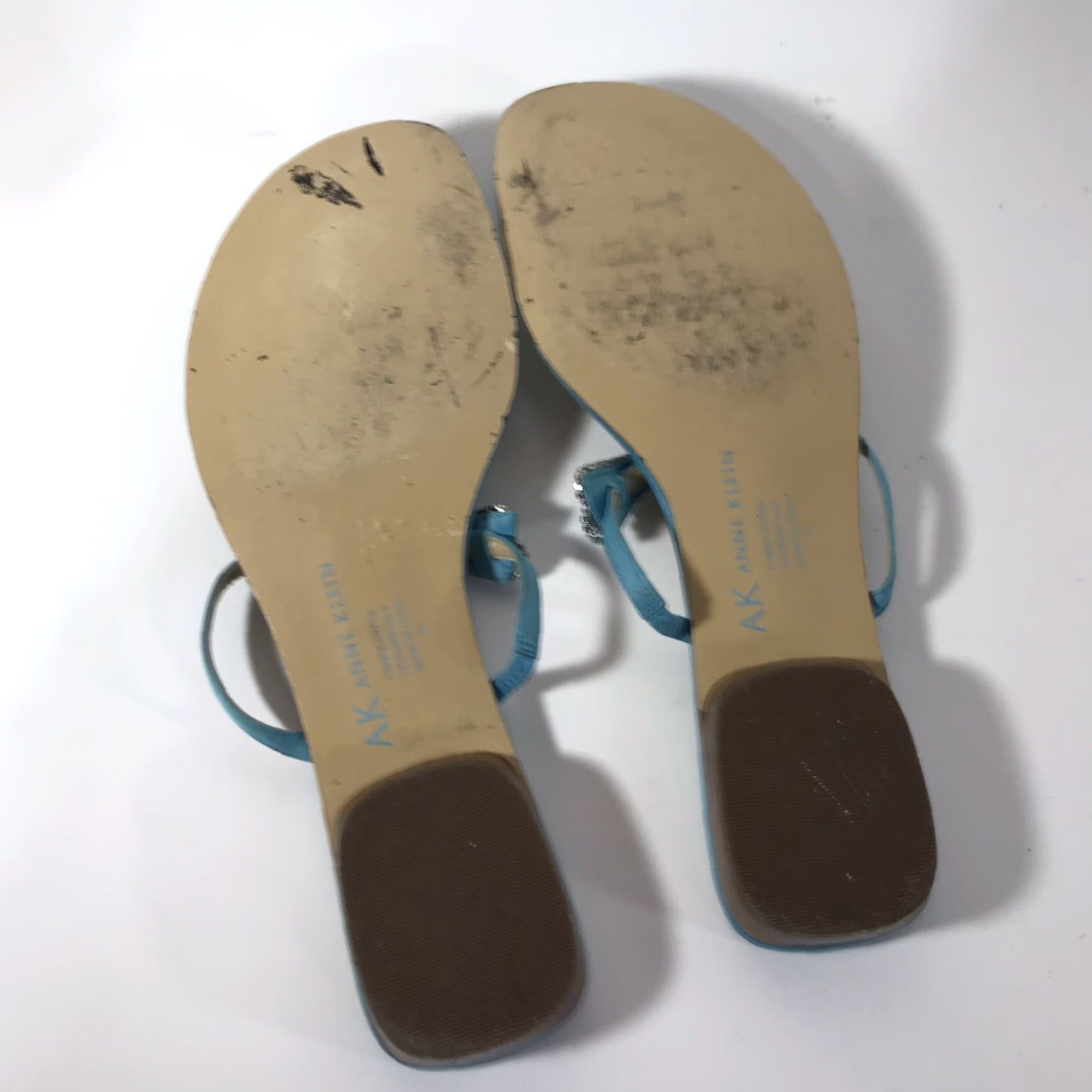 Anne Klein Anne Klein Blue Dragonfly Rhinestone T-Strap Flats Women’s Size 9M Summer Casual Size US 9 / IT 39 - 5 Thumbnail