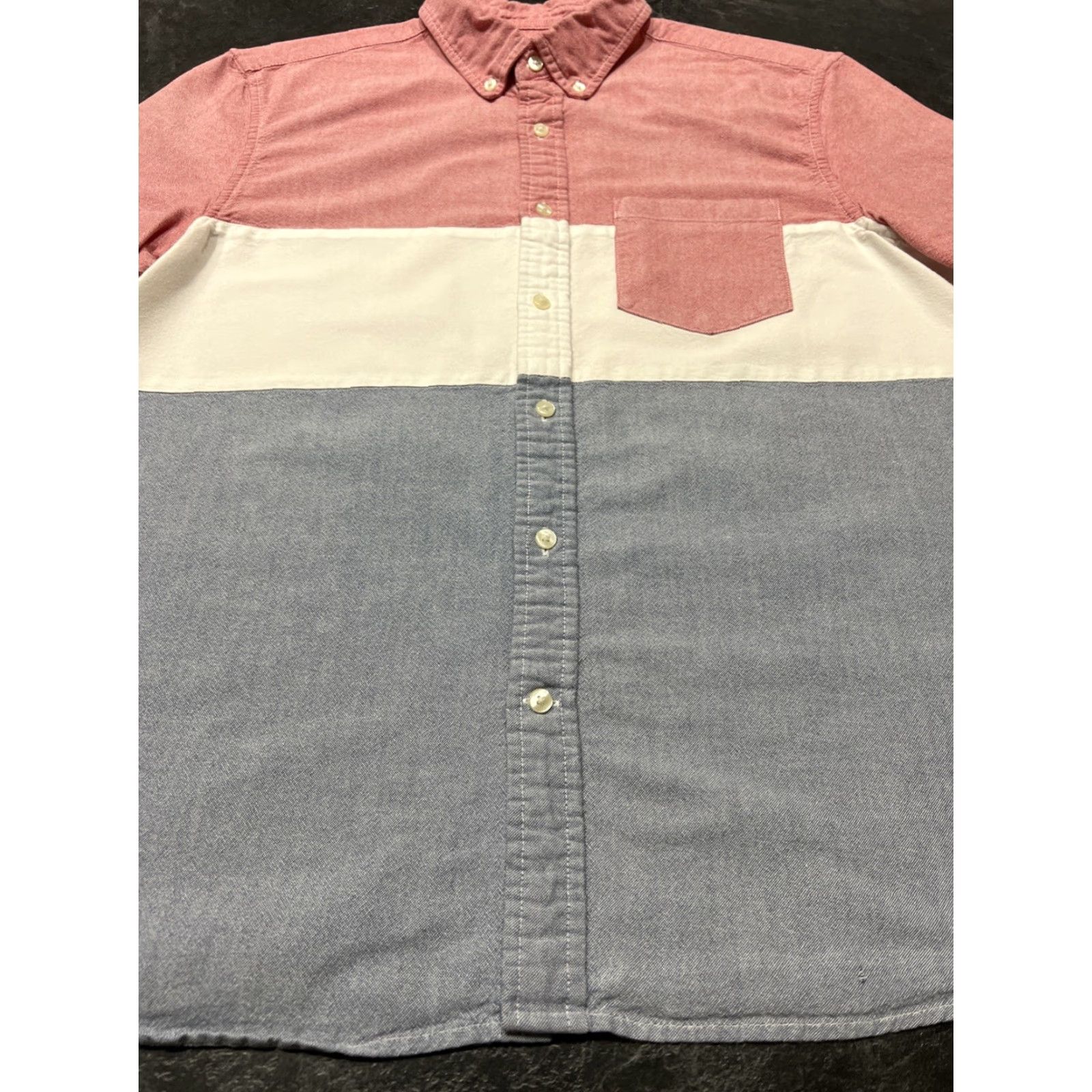 American Eagle Outfitters VINTAGE? No. Size US L / EU 52-54 / 3 - 3 Thumbnail