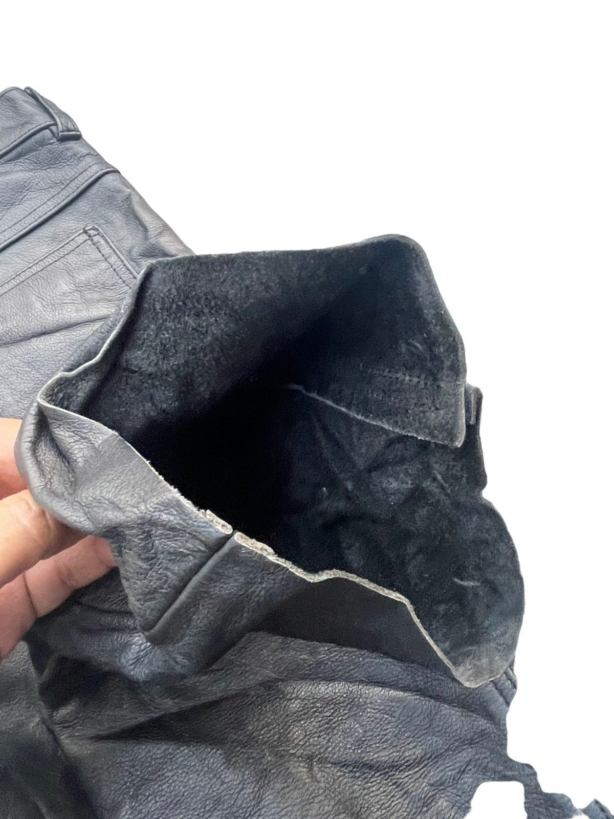 Japanese Brand Vintage Rookie Leather Pant Size US 28 / EU 44 - 9 Thumbnail
