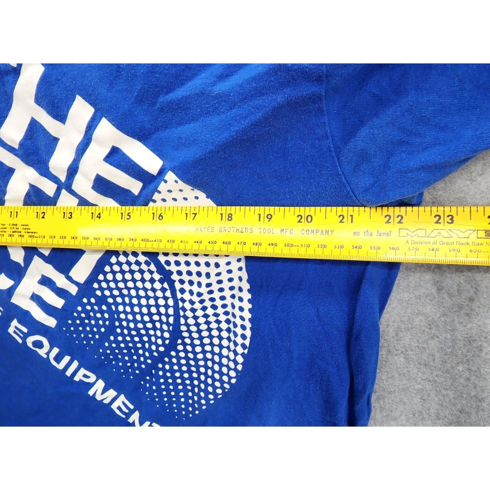The North Face The North Face T-Shirt Adult Large Blue Mountains Logo Crew Neck Short Sleeve Regular Size US L / EU 52-54 / 3 - 6 Thumbnail