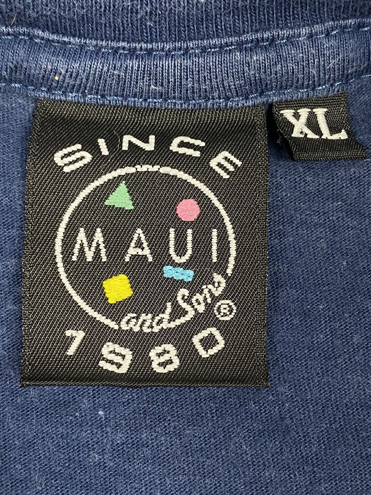 Maui and Sons × Vintage Vintage Maui and Sons Shark Warriors Surfing Graphic Tee Size US XL / EU 56 / 4 - 13 Thumbnail