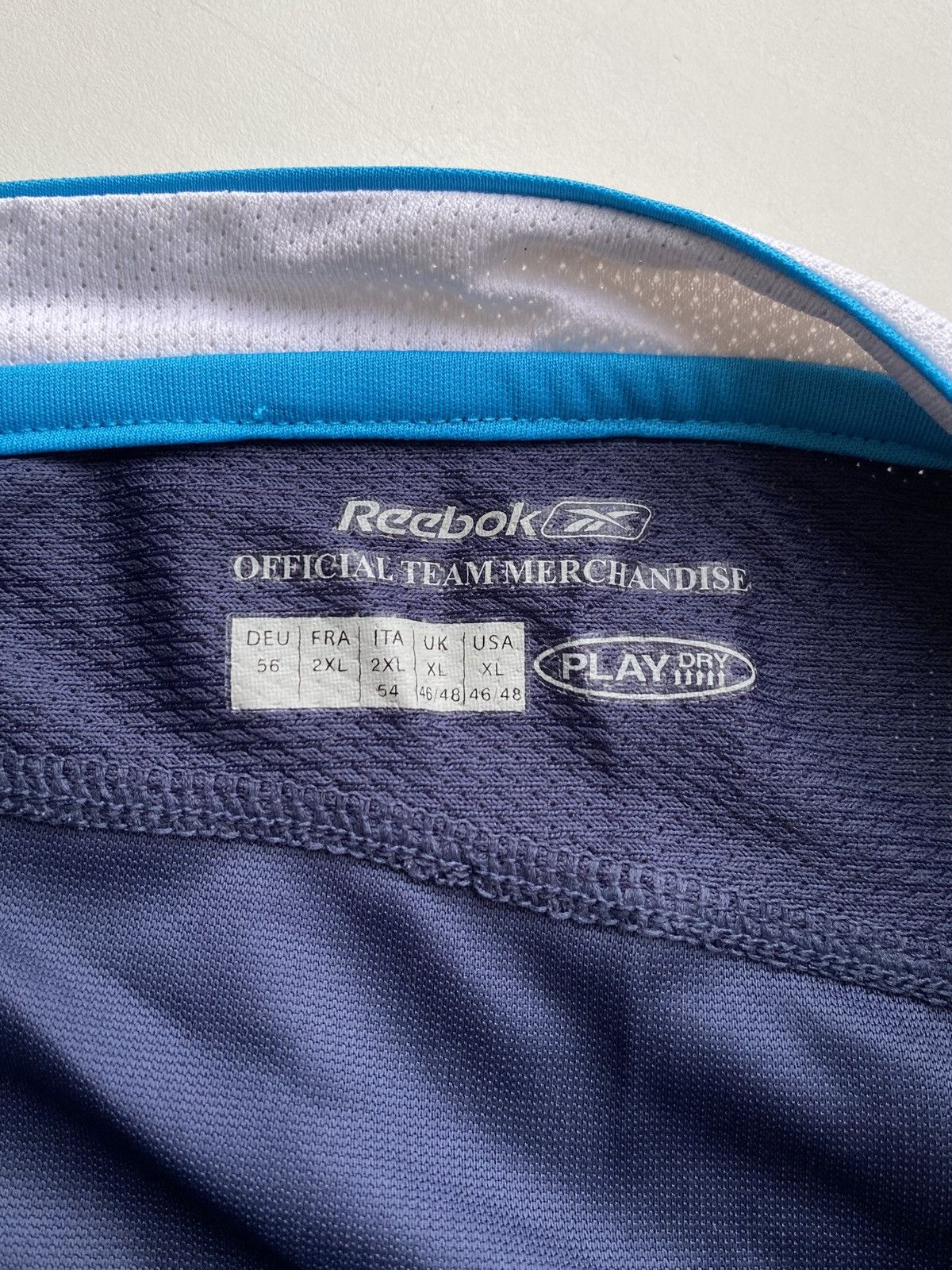 Reebok Authentic Manchester City 2005 2006 Away Football Shirt XL Size US XL / EU 56 / 4 - 4 Thumbnail