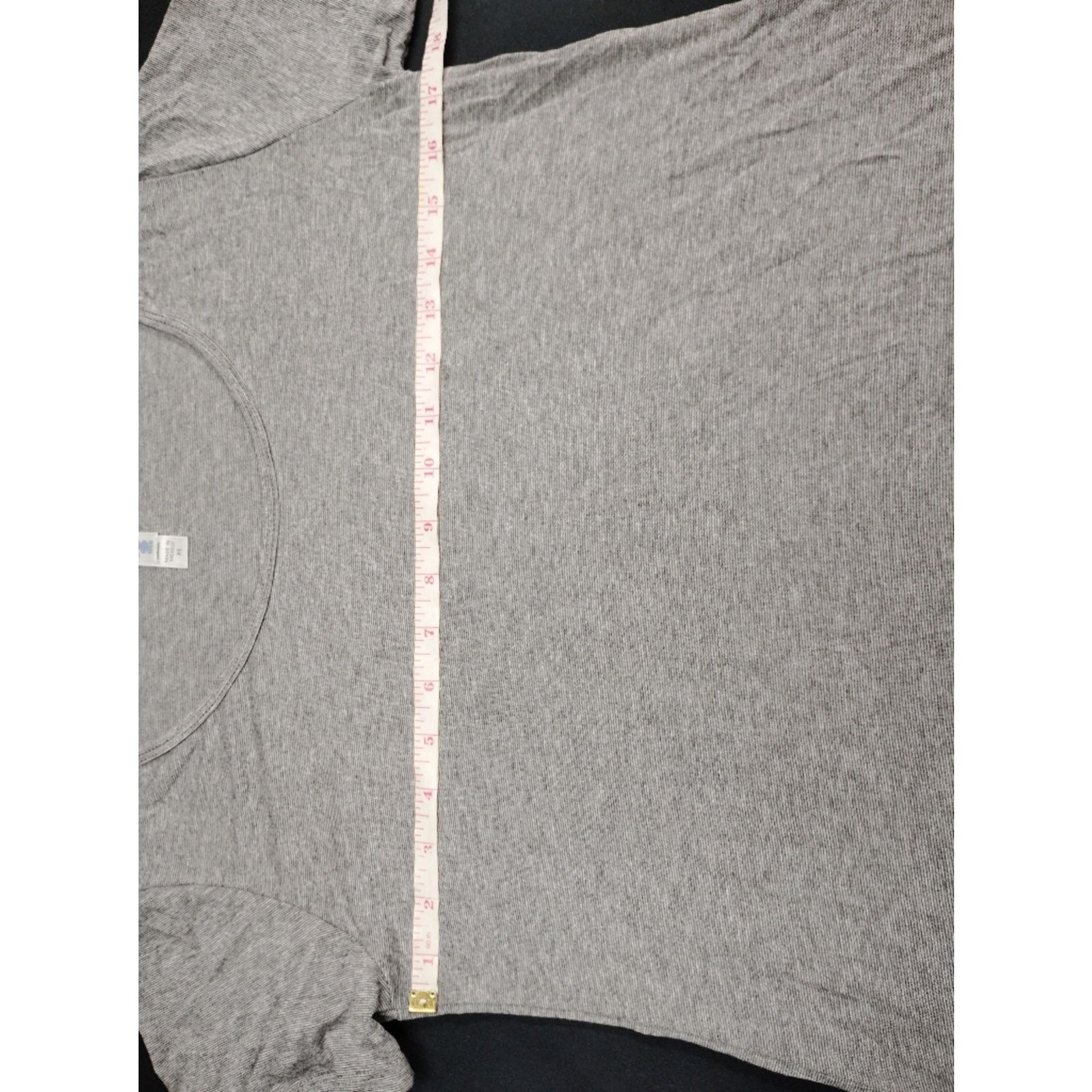 Lululemon Striped LuLaRoe Oversized Classic Scoop Neck Tee Light Gray Size XS / US 0-2 / IT 36-38 - 3 Thumbnail