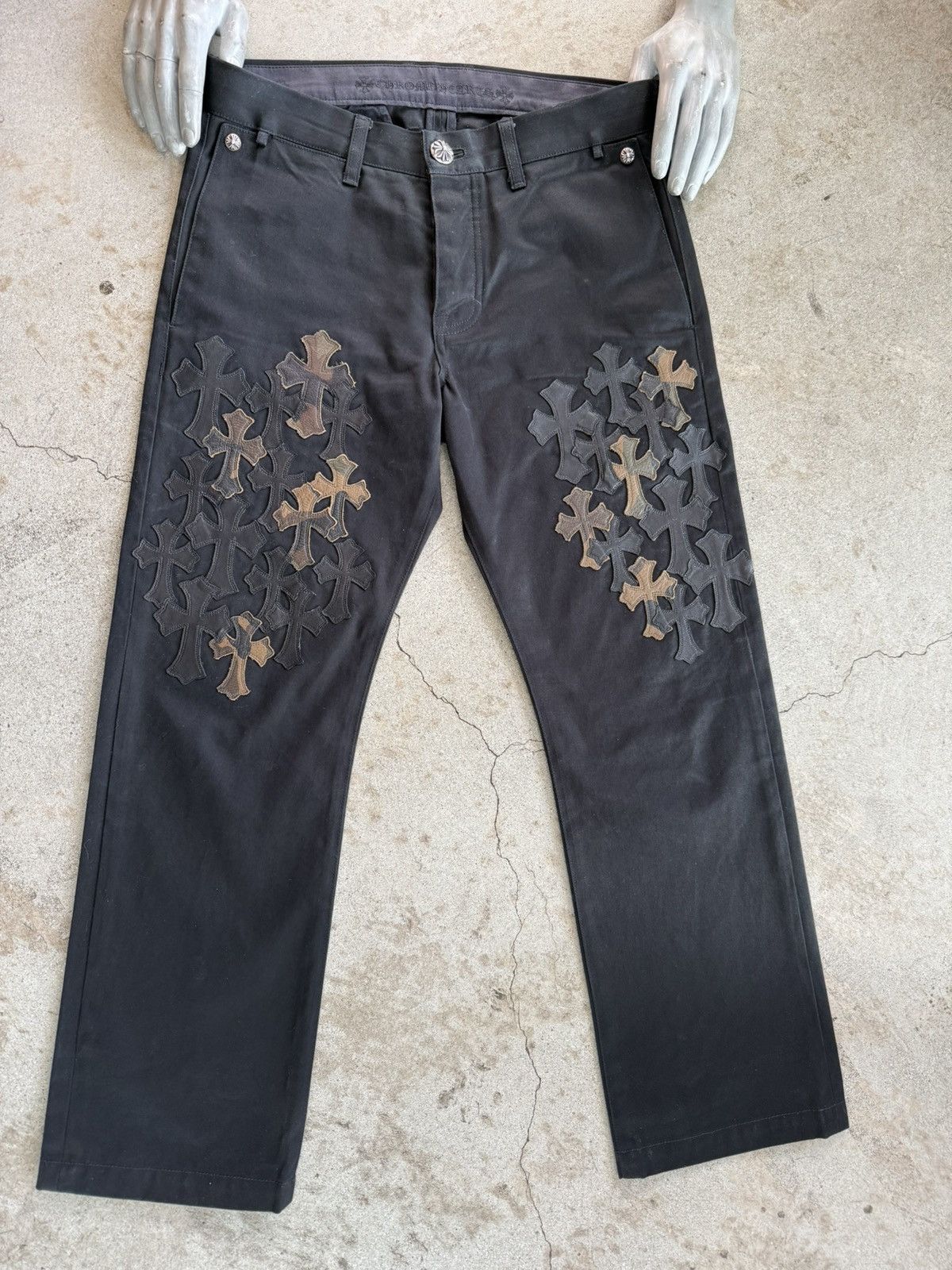 Chrome Hearts CHROME HEARTS FLOODED 40 LEATHER CAMO CROSS CARPENTER PANTS Size US 33 - 1 Thumbnail