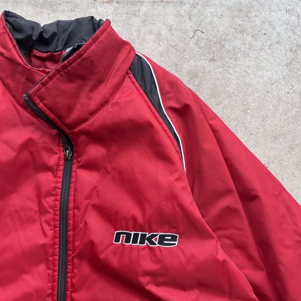 Vintage Y2K Nike Red Puffer Zip-Up Jacket