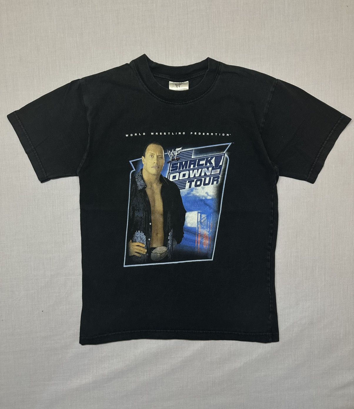WWF vintage 2002 World Wrestling Federation (WWF)Rock SmackDown. Size US S / EU 44-46 / 1 - 1 Thumbnail