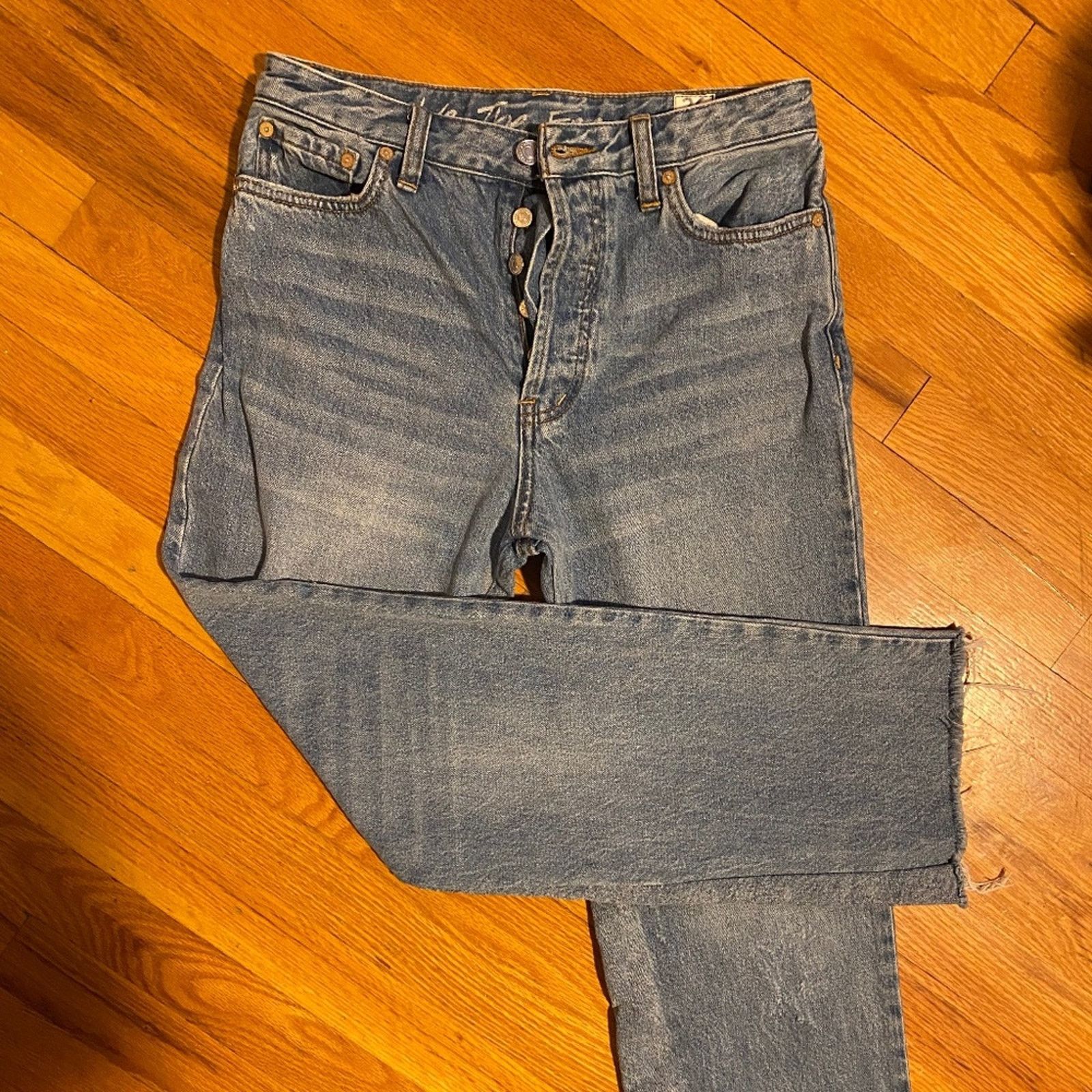 Free People Free People High-Rise Regular Button Fly Raw Hem Jeans - 26 Size 26" / US 2 / IT 38 - 2 Thumbnail