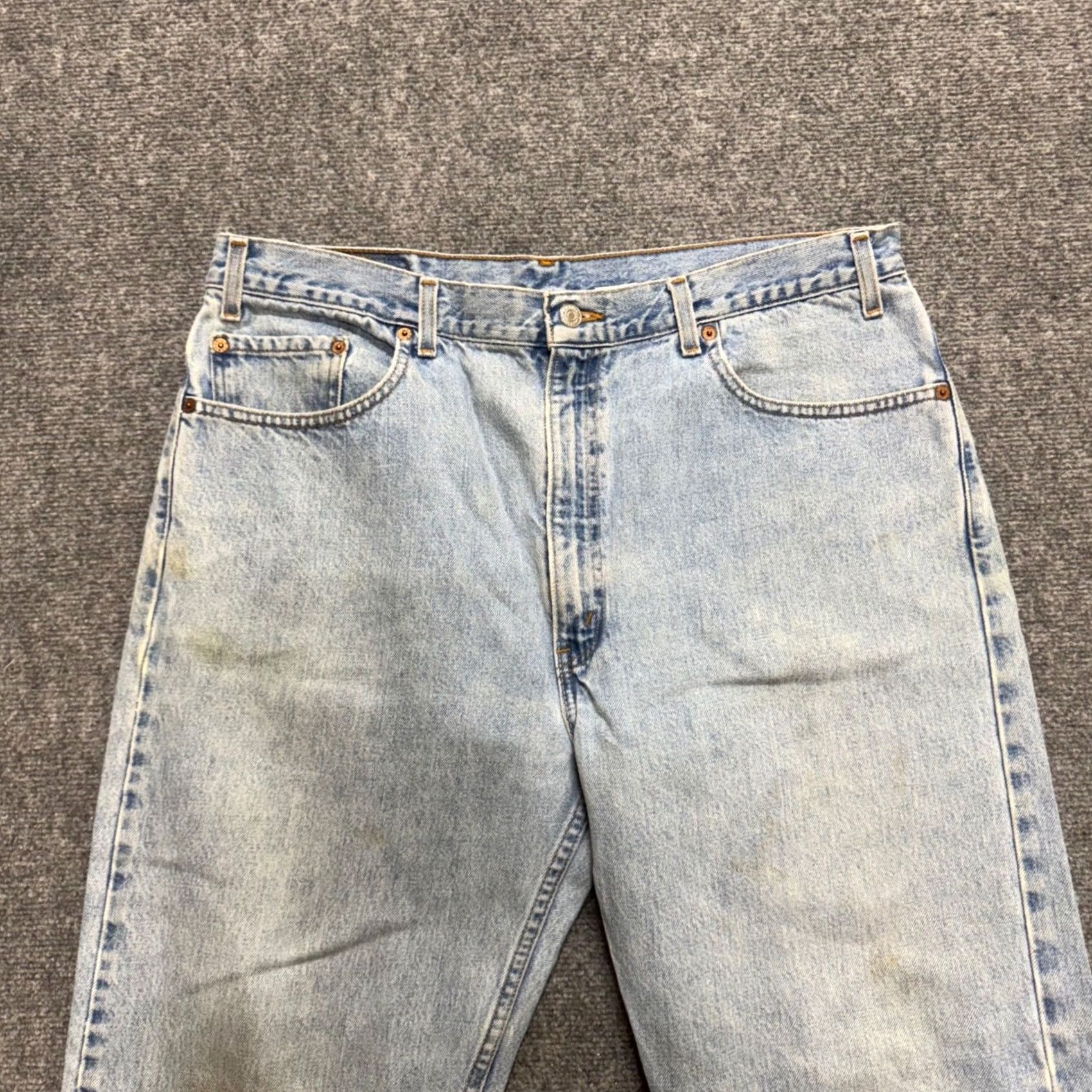 Levi's VINTAGE Levi's 505 Denim Jeans Mens 38x30 Regular Light Washed 90s Paper Tag Stained Size US 38 / EU 54 - 3 Thumbnail