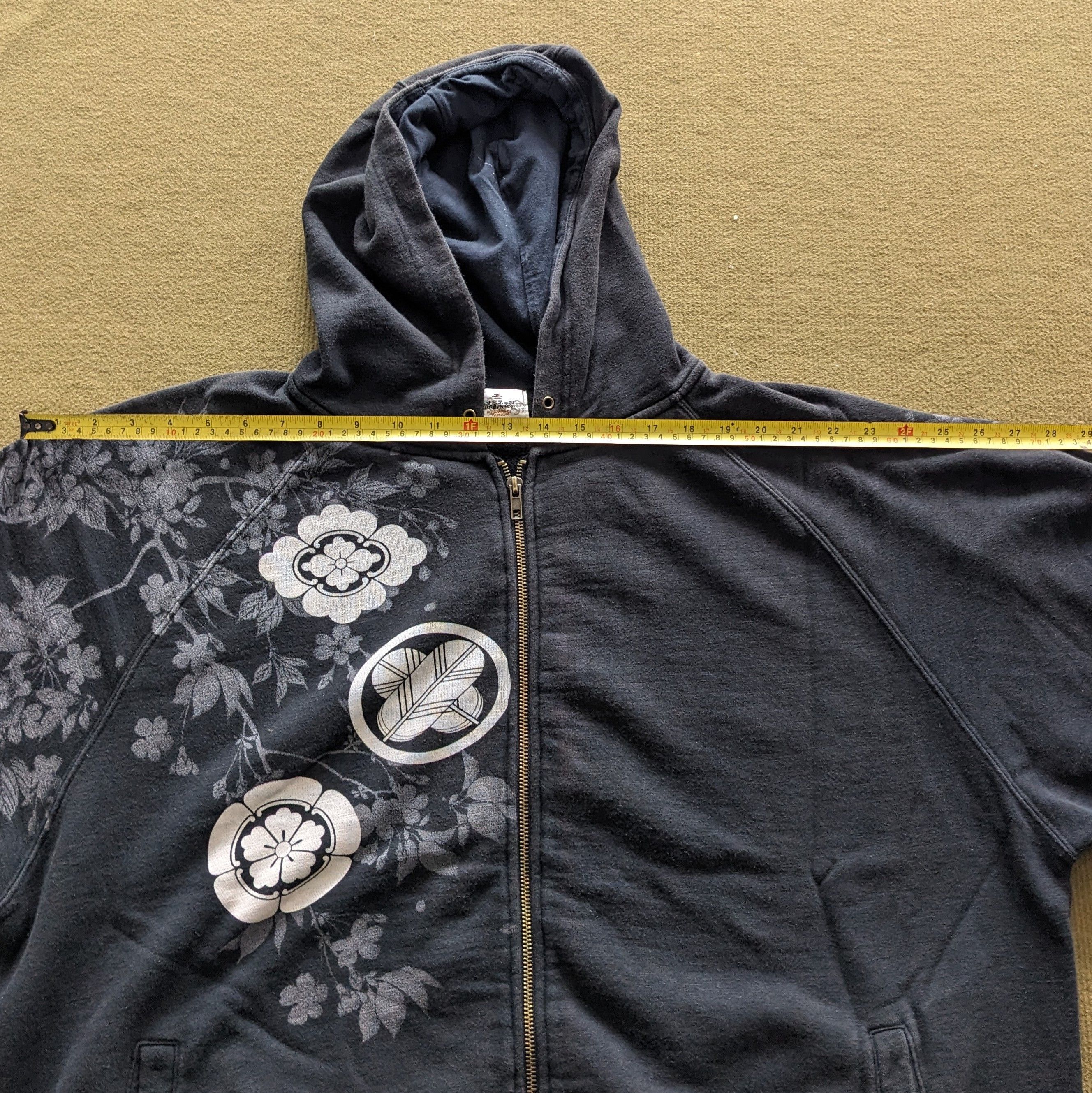 Karakuri Tamashii Vintage KARAKUSHI TAMASHI Japanese Art Hoodies Size US XXL / EU 58 / 5 - 6 Thumbnail