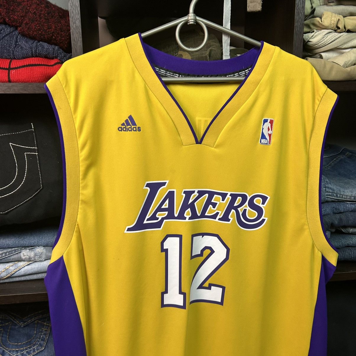 Adidas Vintage NBA Adidas Lakers 12 Howard Basketball Jersey size L Size US L / EU 52-54 / 3 - 2 Thumbnail