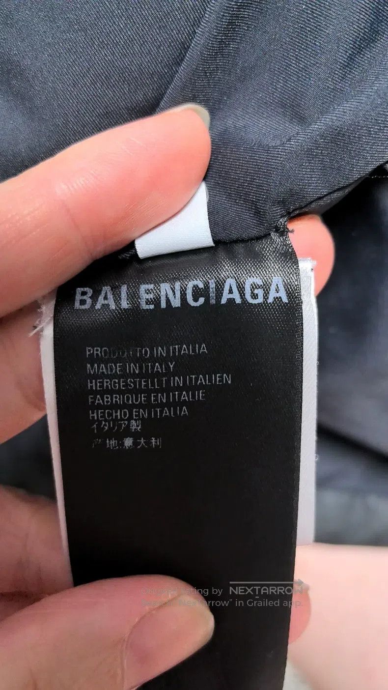 Balenciaga Balenciaga Small Logo Solid Color Letter Print Stand Colla Size US S / EU 44-46 / 1 - 6 Thumbnail