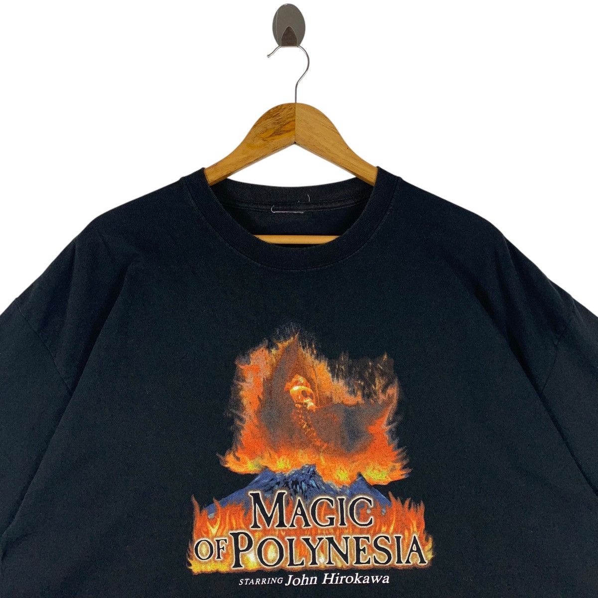 Hanes × Vintage Vintage John Hirokawa Magic Of Polynesia Oahu Hawaii tee Size US XL / EU 56 / 4 - 2 Thumbnail