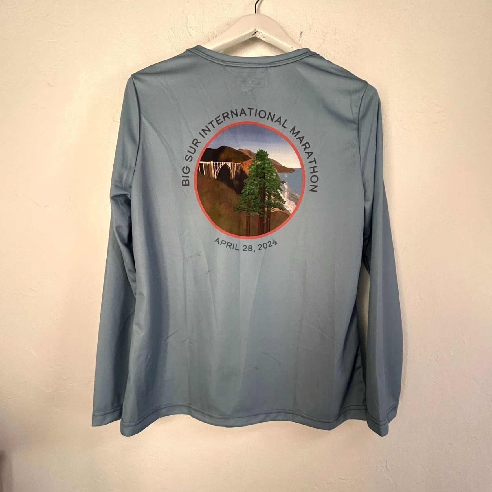Vintage Recover Big Sur International Marathon 26.2 Blue Running Shirt Womens Large New Size L / US 10 / IT 46 - 2 Thumbnail