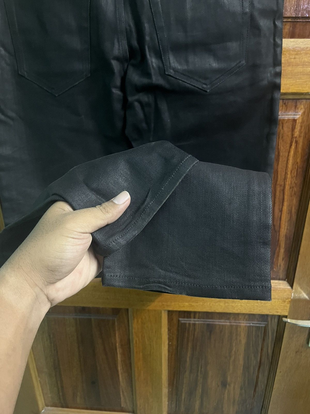 Saint Laurent Paris Saint Laurent Paris 14AW Coated Skinny Denim Pants Size US 35 - 3 Thumbnail