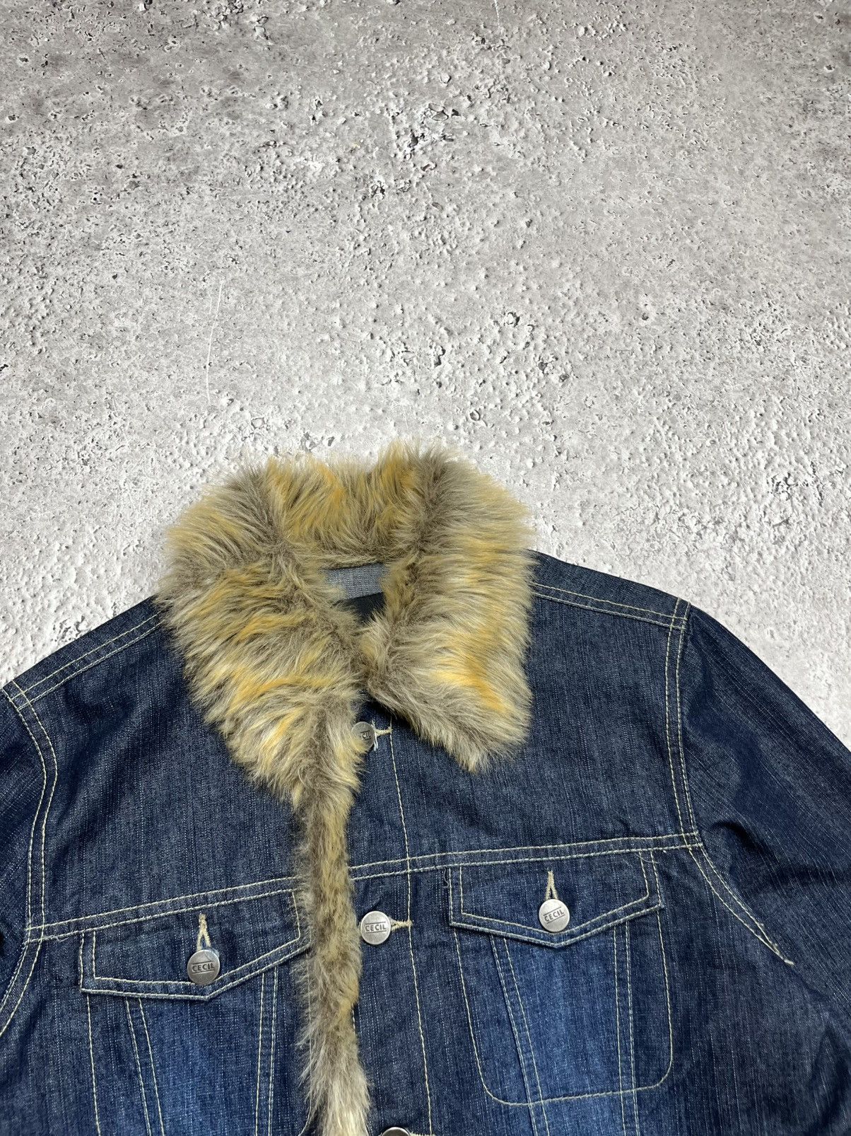 Other Women’s Denim Jacket With Faux Fur Trim Button Up Blue Coat Size S / US 4 / IT 40 - 4 Thumbnail