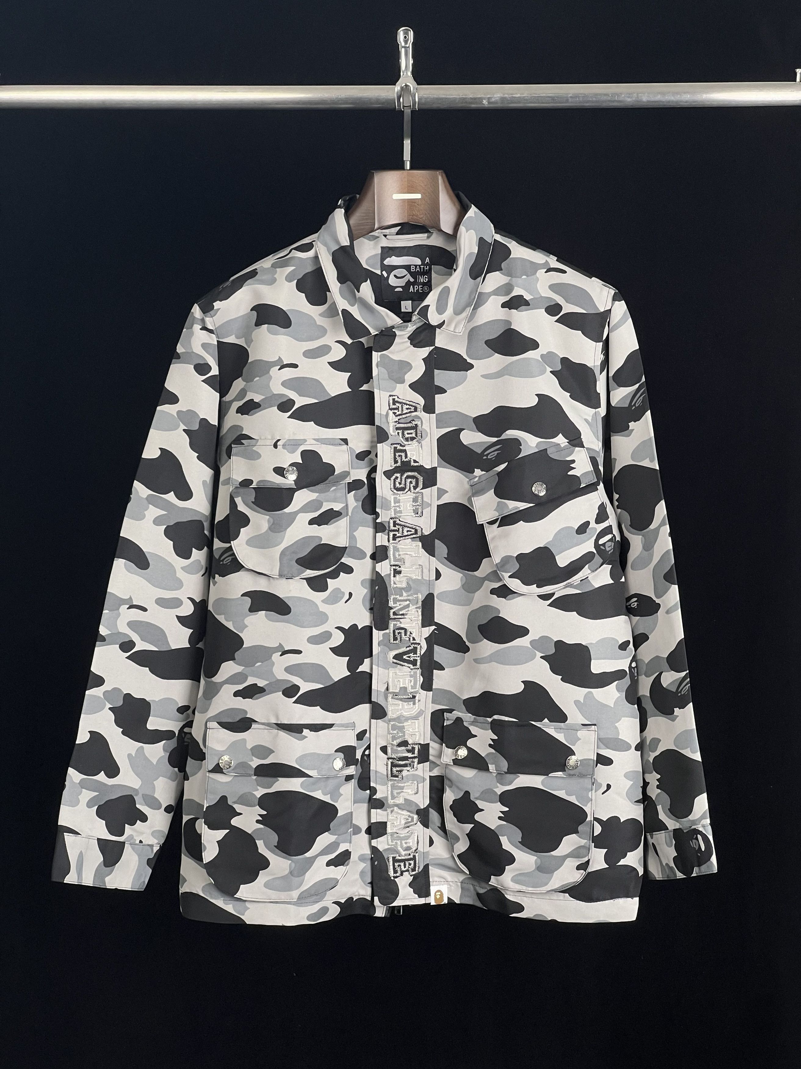 Bape RARE*Gradation Camo Military Shirt Jacket Black L Size US M / EU 48-50 / 2 - 1 Thumbnail