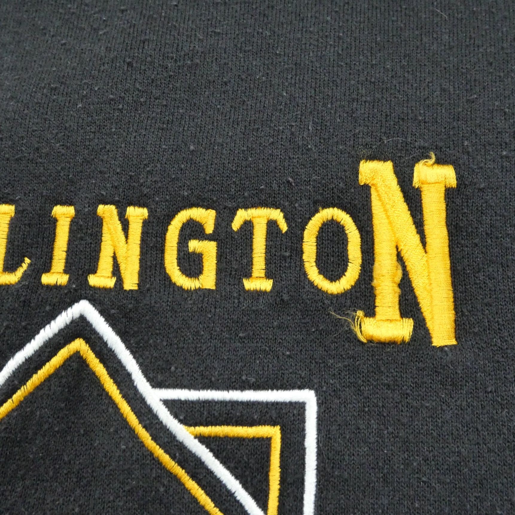 Vintage VINTAGE Tiger Sweatshirt Womens M Black Cropped 90s High School Wellington Crew Neck Pullover Raglan Sleeve Cotton Blend Fleece Embroidery Size M / US 6-8 / IT 42-44 - 7 Thumbnail