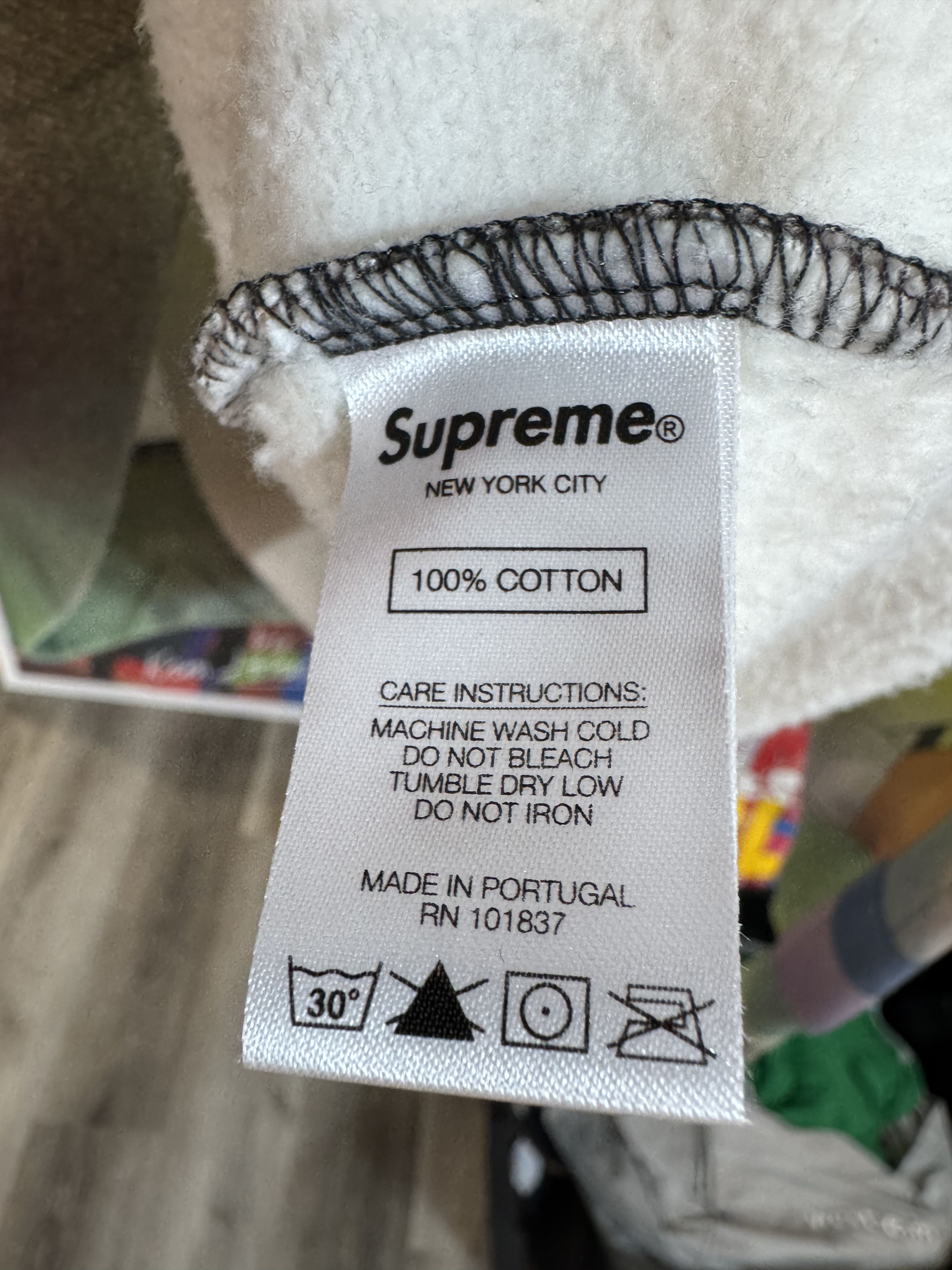 Supreme SUPREME X RAM-ELL-ZEE 2020 MEDIUM Size US M / EU 48-50 / 2 - 9 Thumbnail