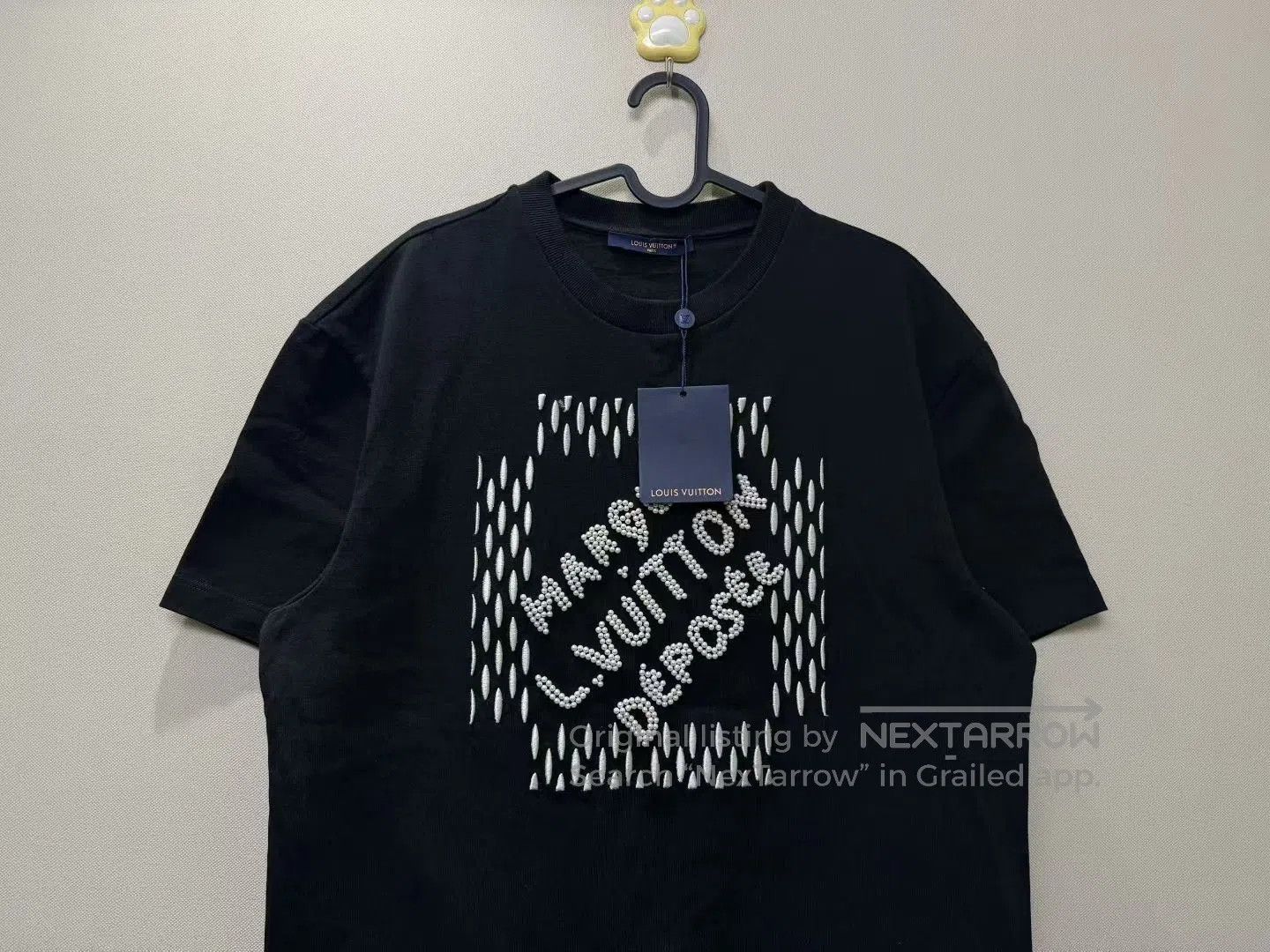 Louis Vuitton Louis Vuitton LV x Pharrell Pearl Logo Tee. Size US L / EU 52-54 / 3 - 2 Thumbnail