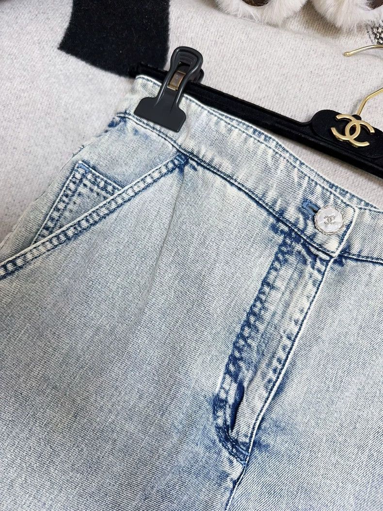 Chanel Chanel 22K show ruffle washed blue jeans Size 25" / US 0 / IT 36 - 5 Thumbnail
