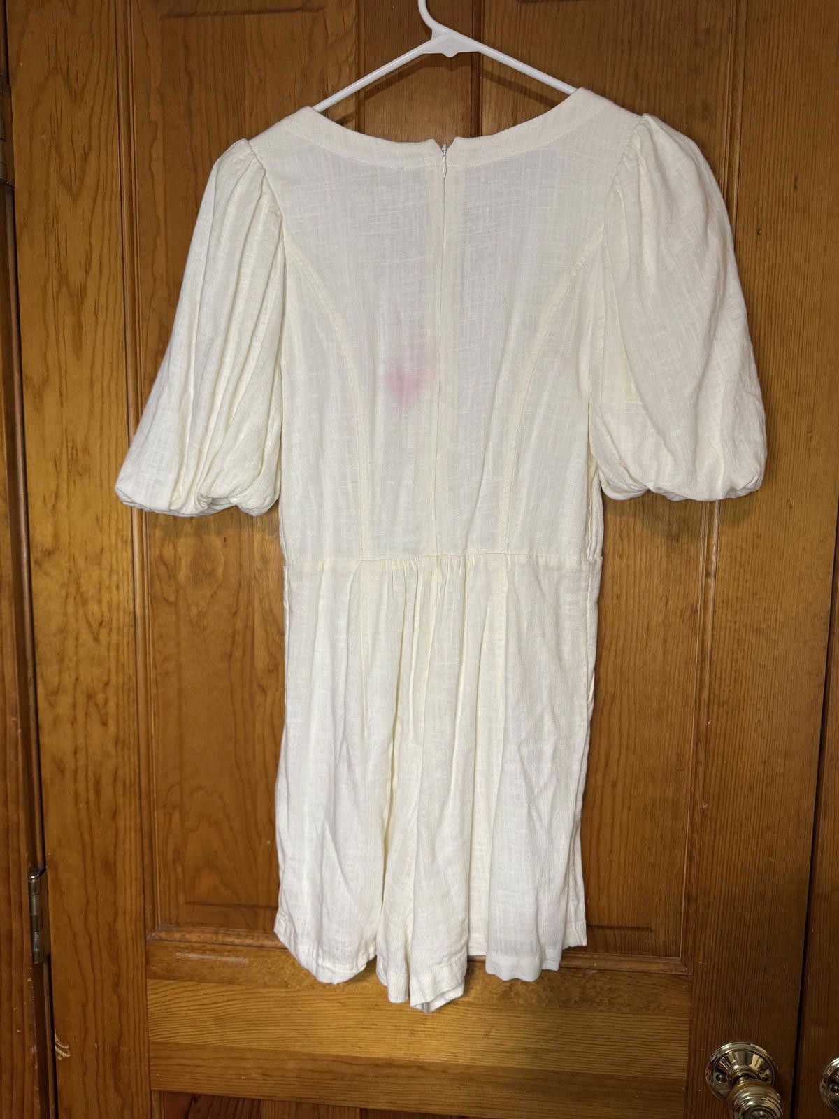 Express Express White Puff Sleeve Romper Size 26" / US 2 / IT 38 - 2 Thumbnail