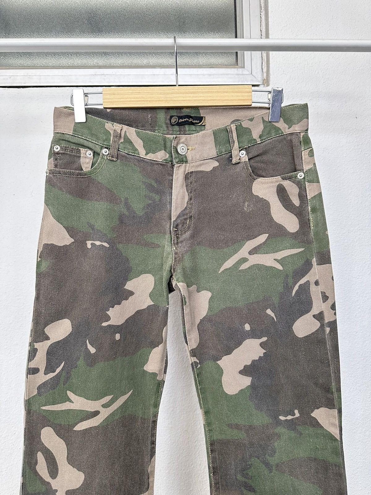 If Six Was Nine 2000's Oririn Jeans - jrock camo pant Size US 31 - 12 Thumbnail