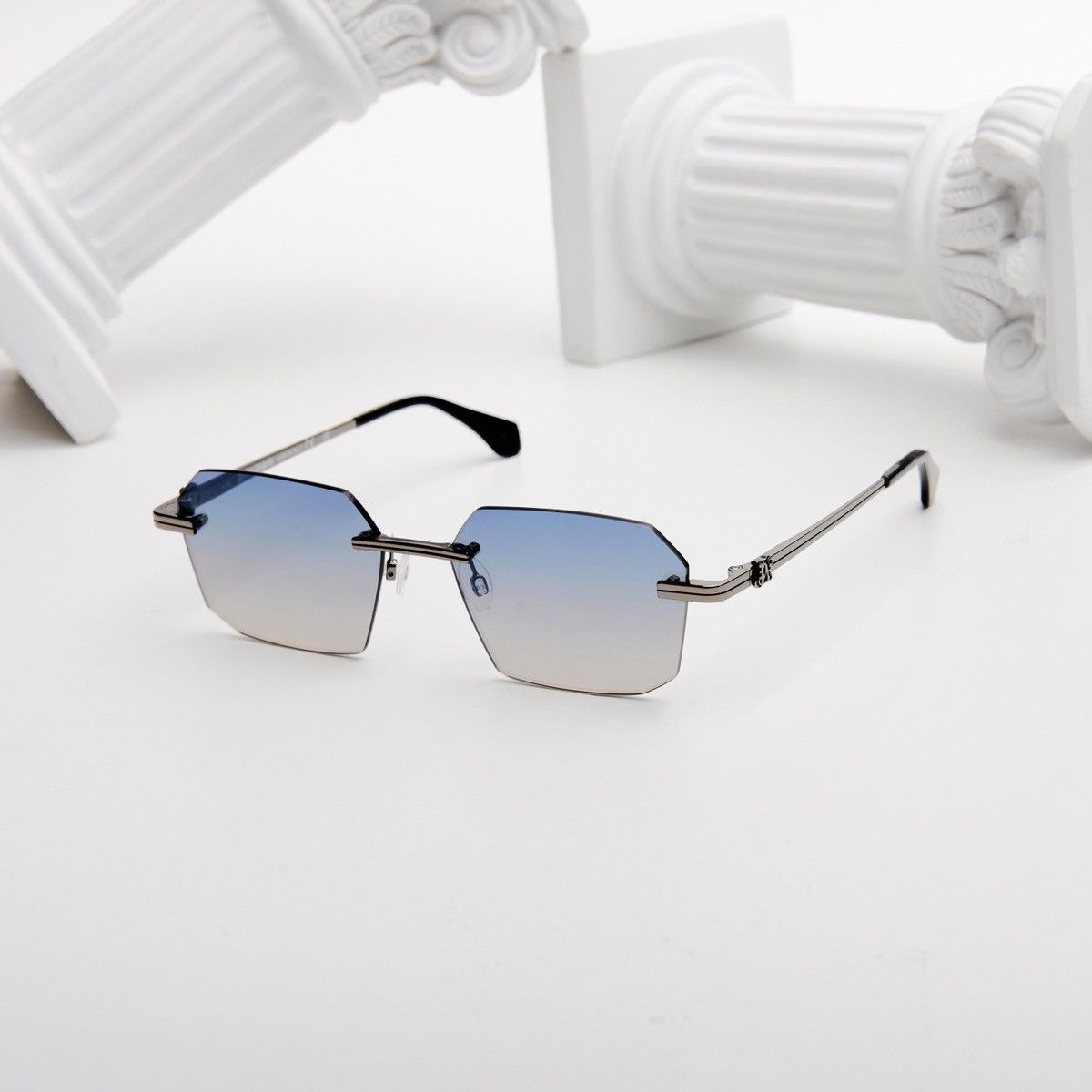 Palm Angels PALM ANGELS QUARTZ GUNMETAL BLUE GRADIENT SUNGLASSES Size ONE SIZE - 1 Thumbnail