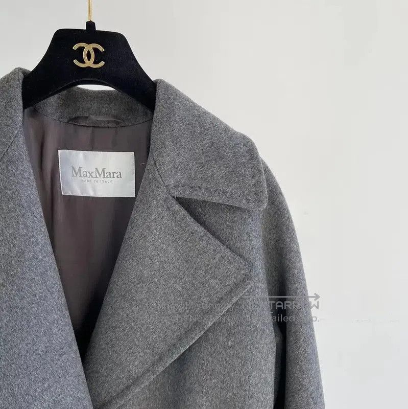 Max Mara MaxMara Women's Long Gray Wool Coat . Size M / US 6-8 / IT 42-44 - 3 Thumbnail