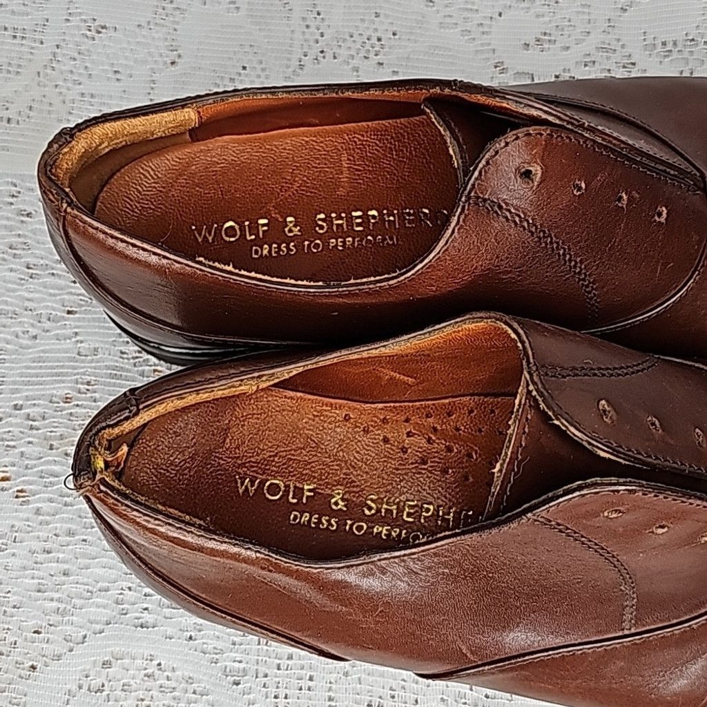 Wolf & Shepherd Wolf & Shepherd brown leather cap toe Oxford dress shoes 8 Size US 8 / EU 41 - 4 Thumbnail