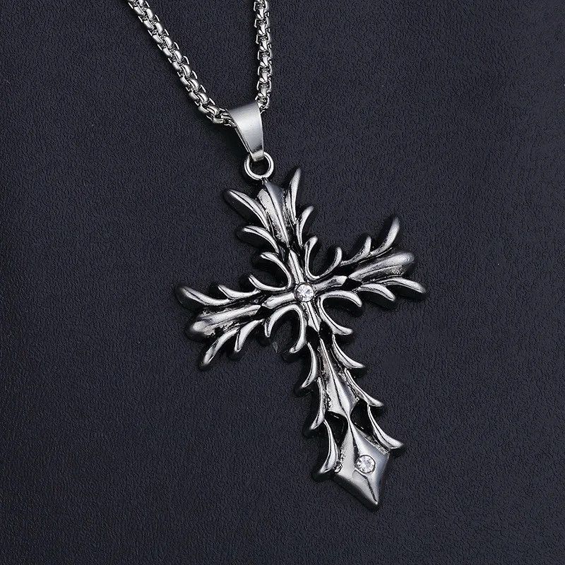 Jewelry Necklace Spearhead Cross Pendant Size ONE SIZE - 1 Preview