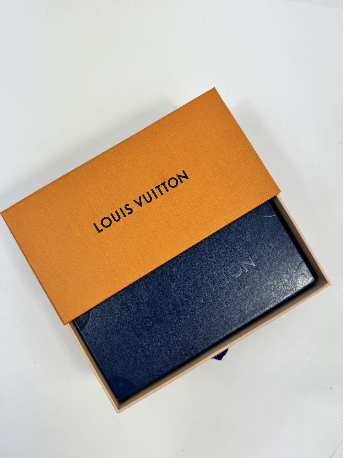Louis Vuitton LV WIRE SUNGLASSES Size ONE SIZE - 10 Thumbnail