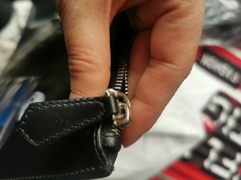 Givenchy Givenchy Men's Handbag Size ONE SIZE - 4 Thumbnail