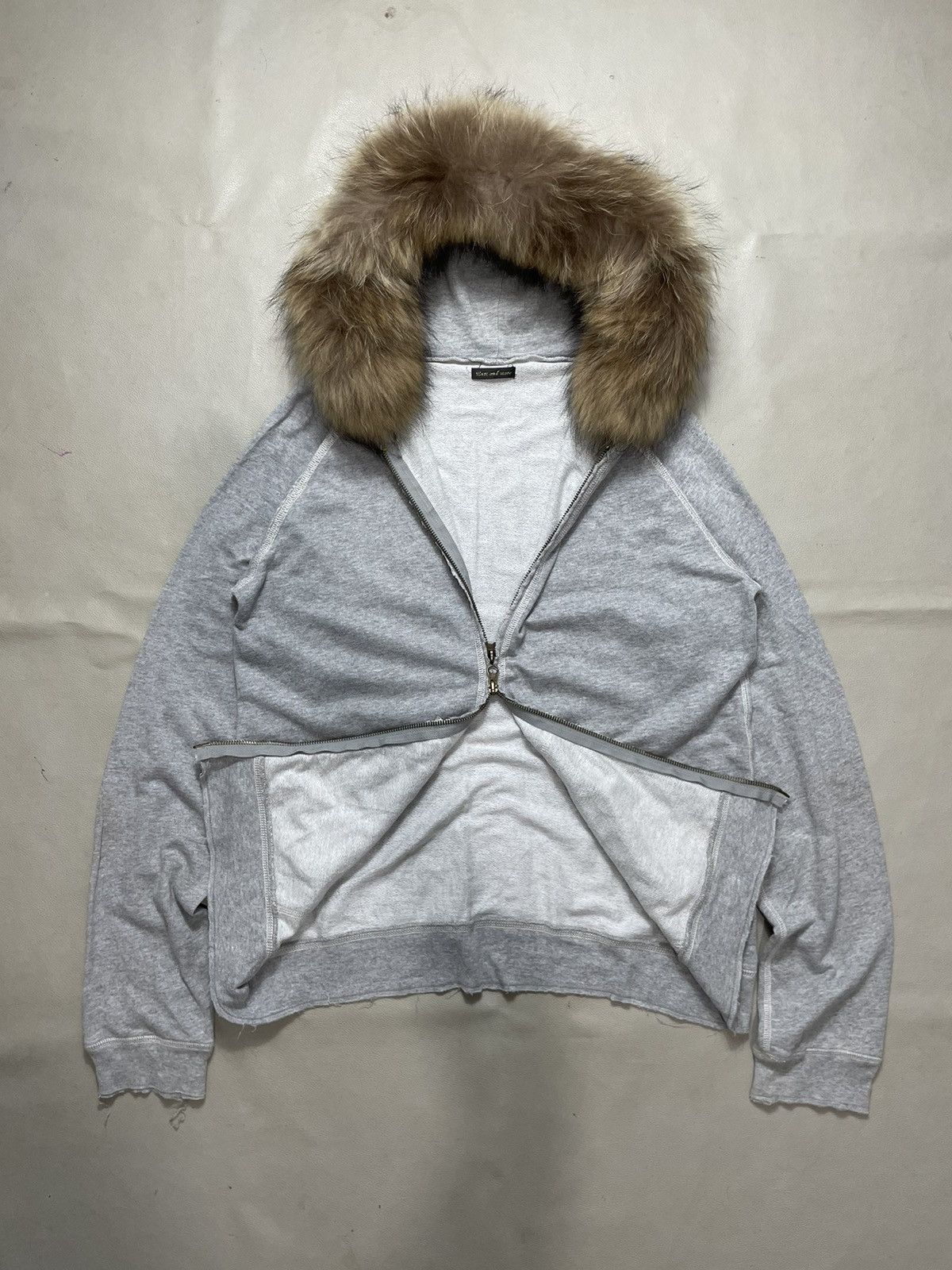 Beauty Beast Eastandstore Distressed Fur Hoodie lgb ifsix style Size US M / EU 48-50 / 2 - 4 Thumbnail