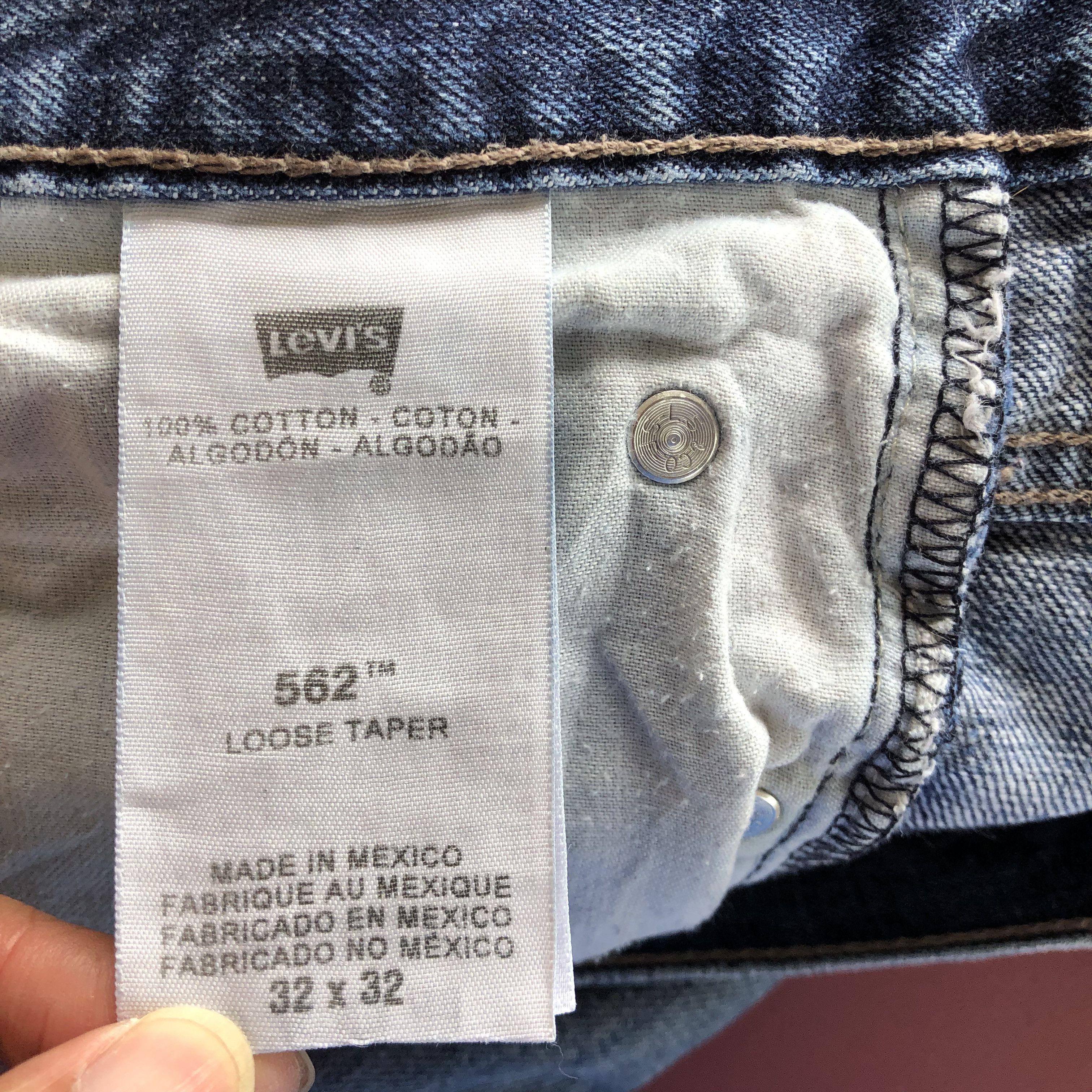 Levi's Vintage Levis Light Wash Jeans Levi's Faded Ripped Denim Size US 34 / EU 50 - 9 Thumbnail