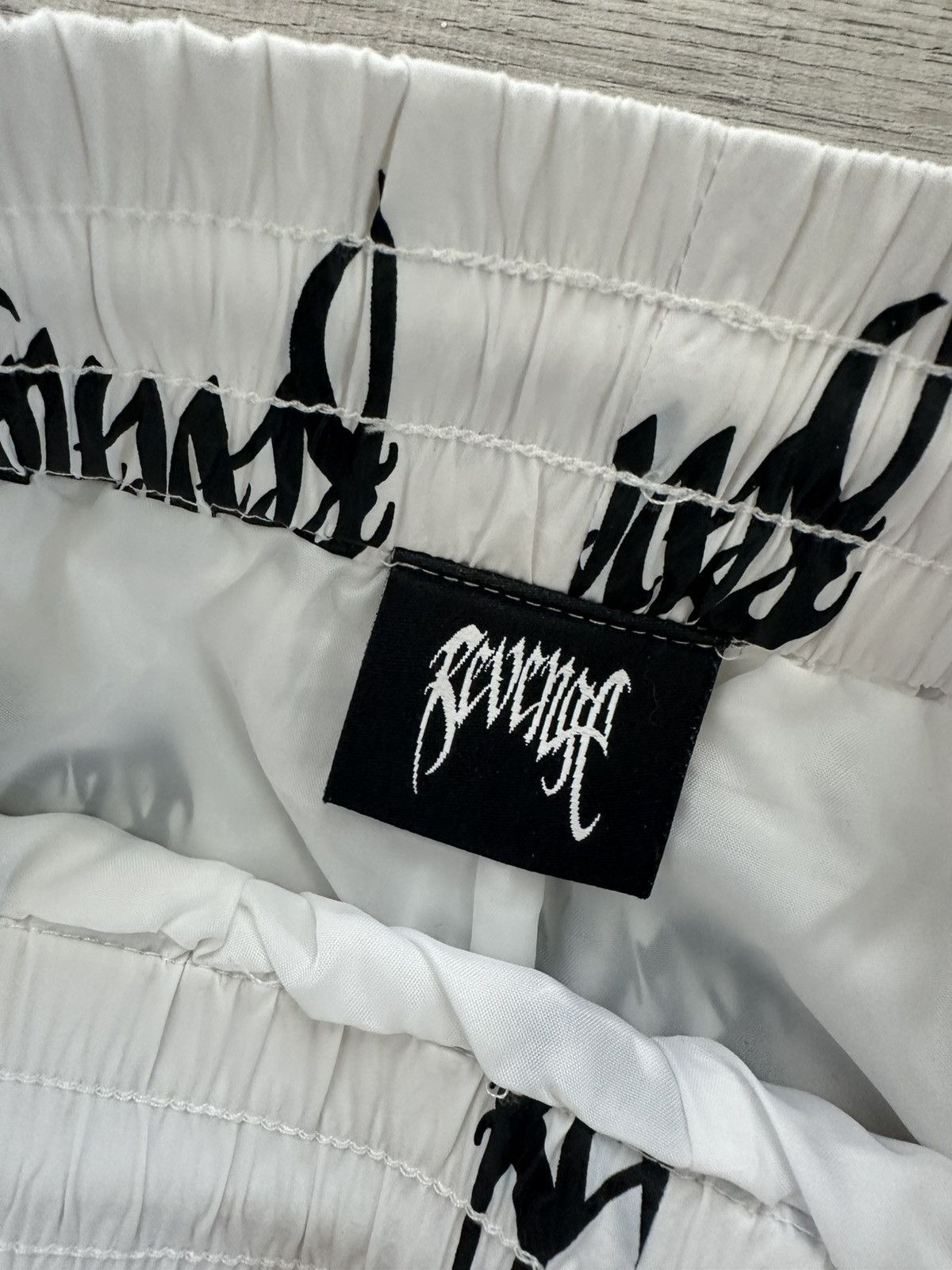 Revenge Revenge Track Pant Allover Massacre Logo L Size US 32 / EU 48 - 2 Thumbnail