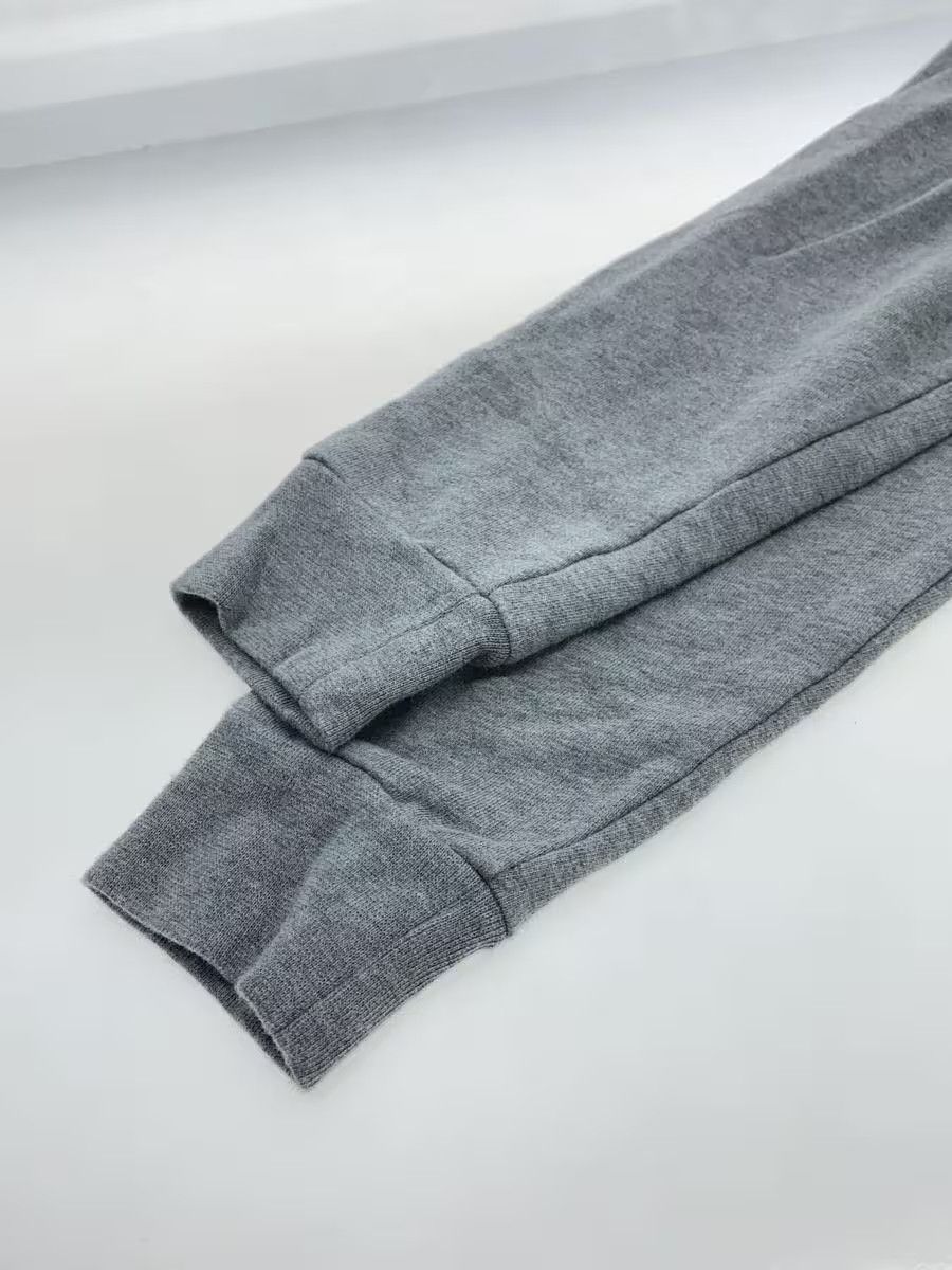 Maison Margiela "STEREOTYPE" Patch Sweatshirt Size US S / EU 44-46 / 1 - 3 Thumbnail