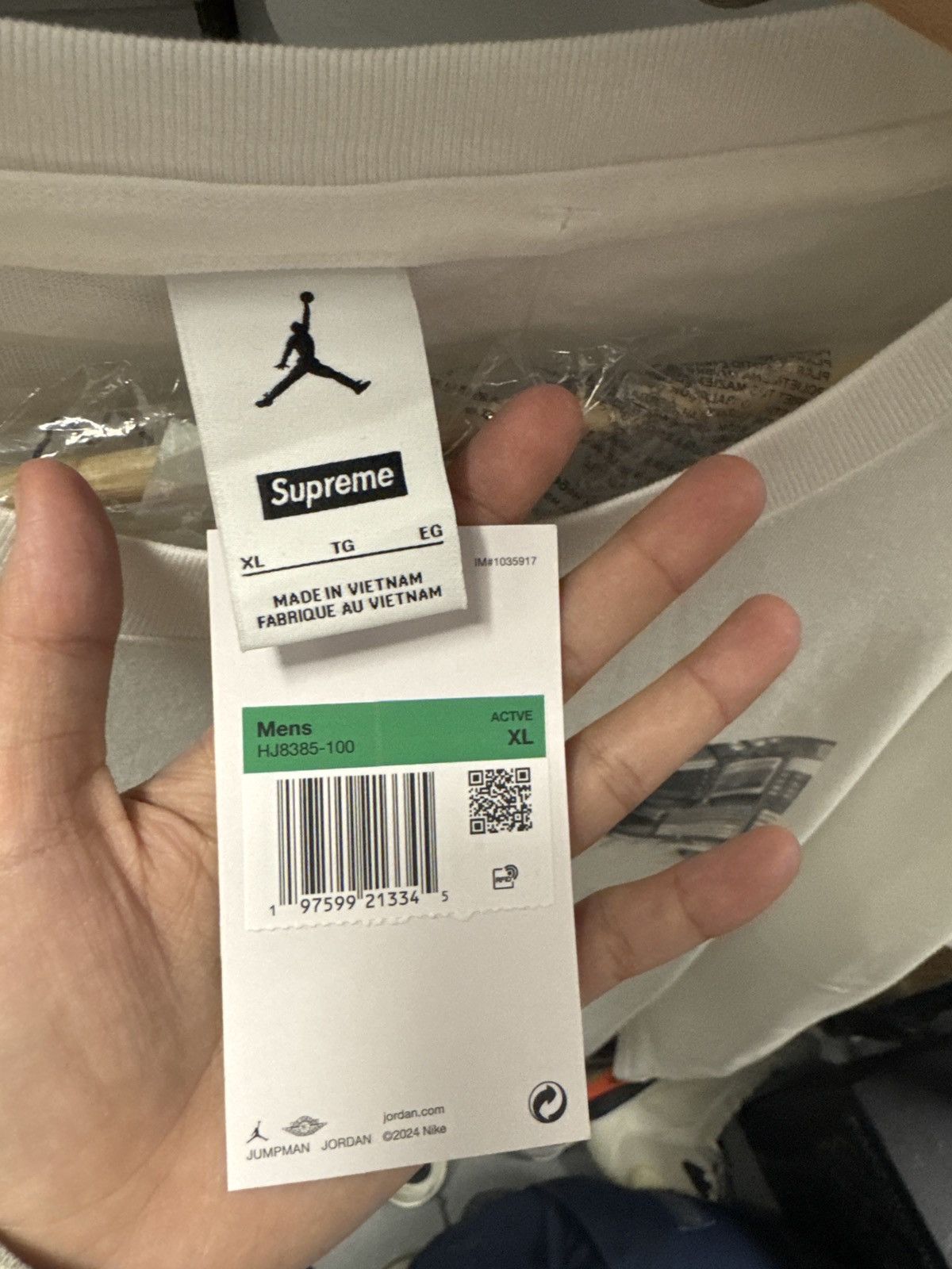 Jordan Brand × Rap Tees × Supreme Supreme Jordan Biggie S/S Top White Size US XL / EU 56 / 4 - 4 Thumbnail