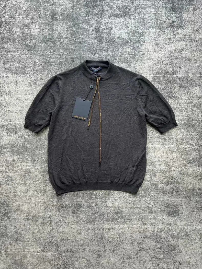 Louis Vuitton Louis Vuitton Wool Knit Short Sleeve Top. Size US S / EU 44-46 / 1 - 1 Thumbnail