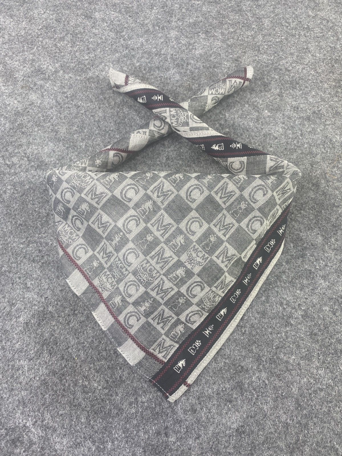 MCM × Vintage MCM Handkerchief / Bandana / Neckerchief-B079 Size ONE SIZE - 2 Thumbnail