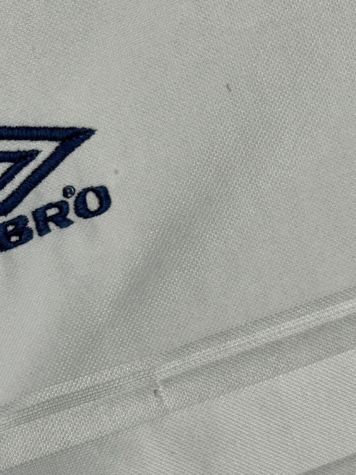 Umbro England National Team 99/01 Home Football Soccer Jersey Size US L / EU 52-54 / 3 - 5 Thumbnail