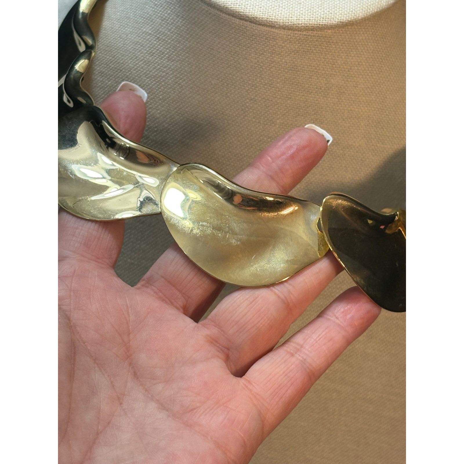 Other Vintage Runway Gold Tone Statement Necklace 152g 16.5” Size ONE SIZE - 4 Thumbnail