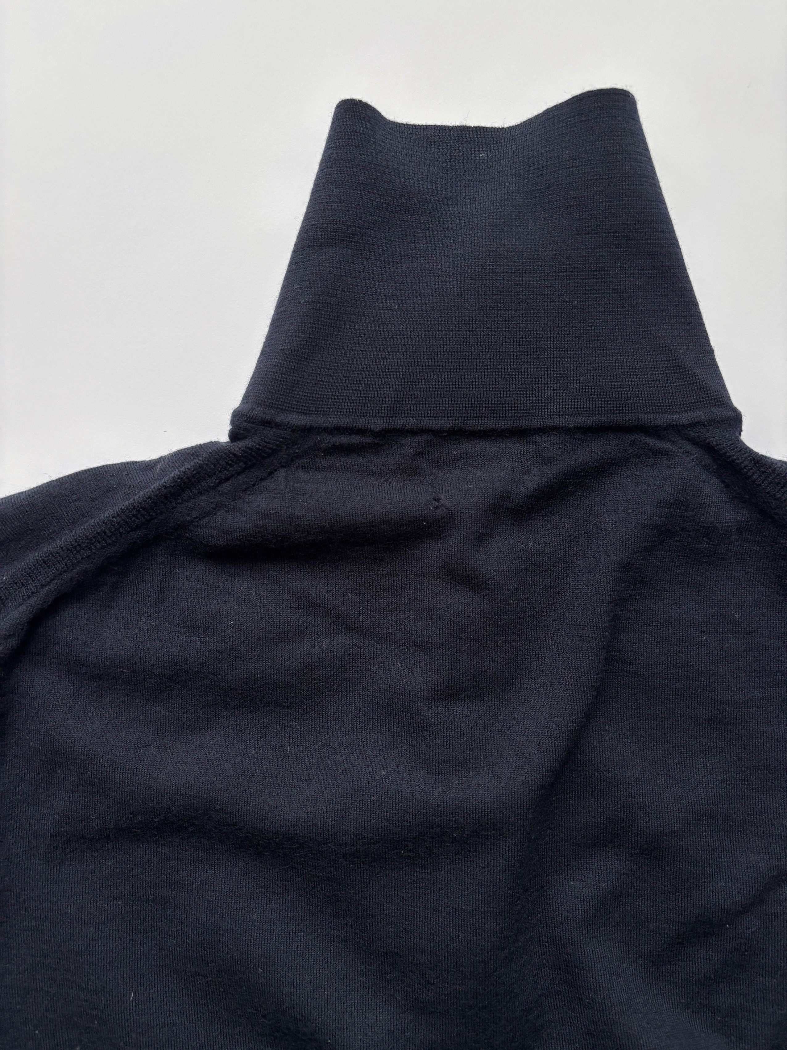 Tom Ford ⚡️QUICK SALE⚡️Tom Ford Navy Knit Long Sleeve Polo Size US M / EU 48-50 / 2 - 8 Thumbnail