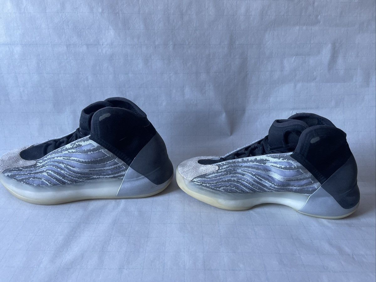 Yeezy 2020 Yeezy Quantum 'Quantum' Size US 8 / EU 41 - 8 Thumbnail
